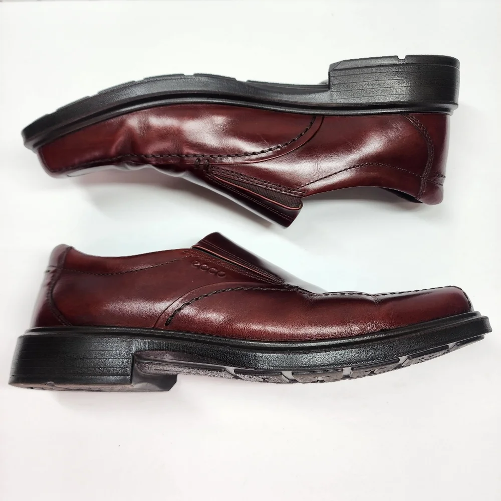 ECCO Slip On Brown Leather Loafer Dress Shoe Men's Size 45 / 11 - 11.5 US